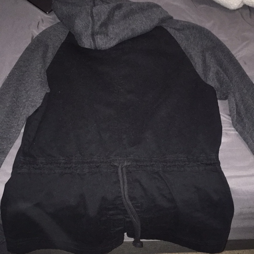 jacket - Picture 2 of 3